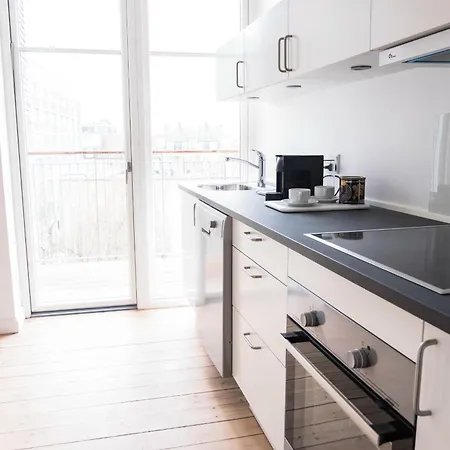 Daire Lovely 2-br W A Private Balcony In Norrebro - 68 *